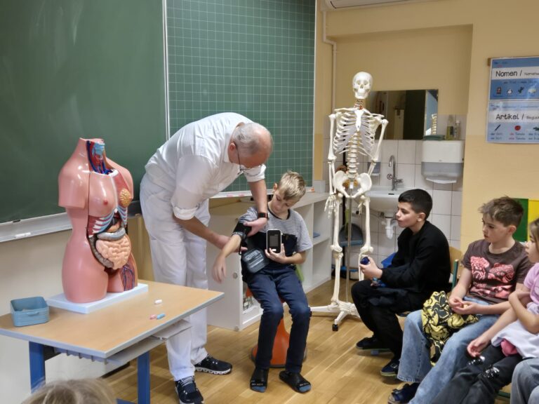 WhatsApp Image 2025-12-04 at 21.24.57